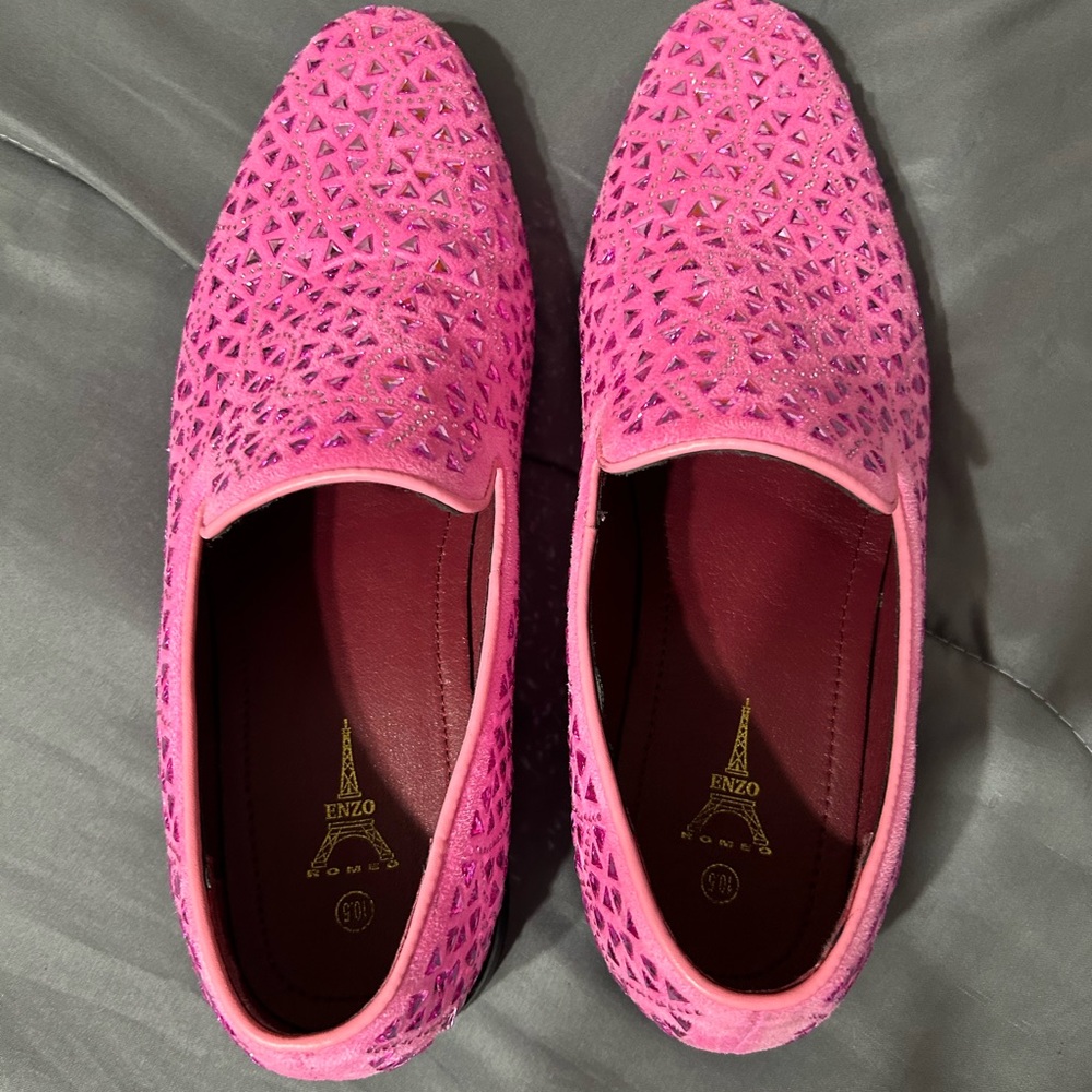 Men’s size 10.5 hot pink dress shoes